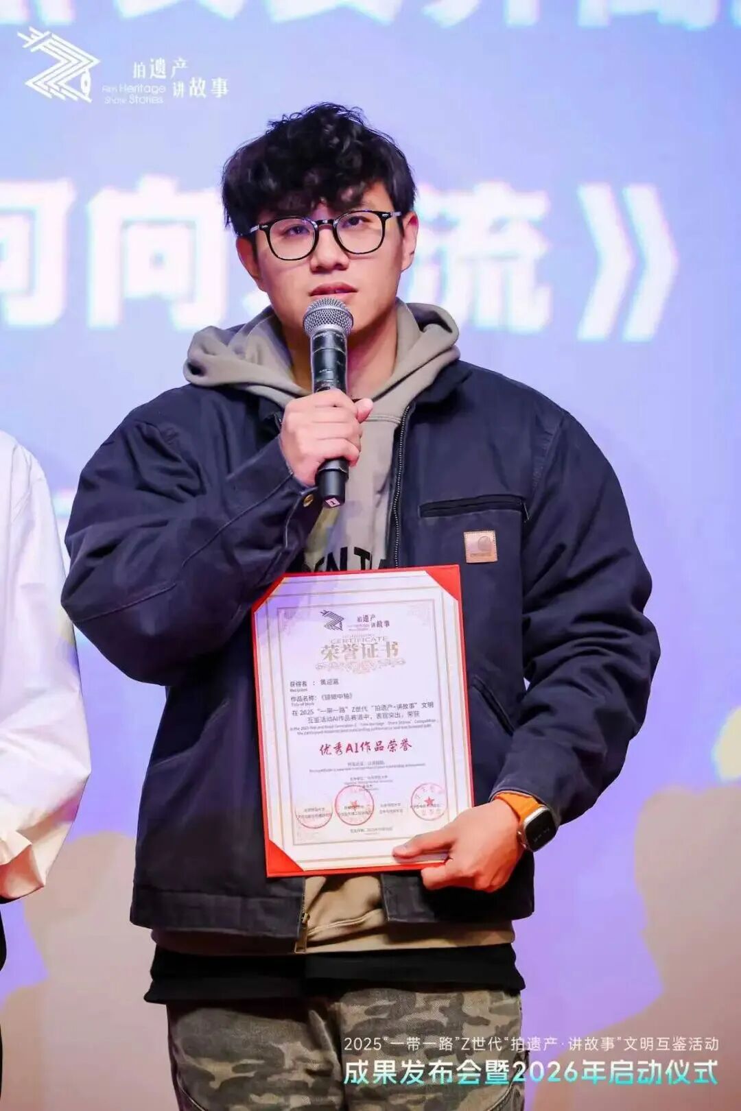 如果说获奖是他艺术创意的印证