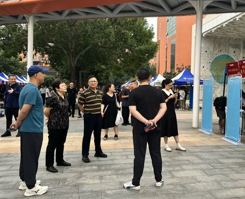 相关文章早晨8点